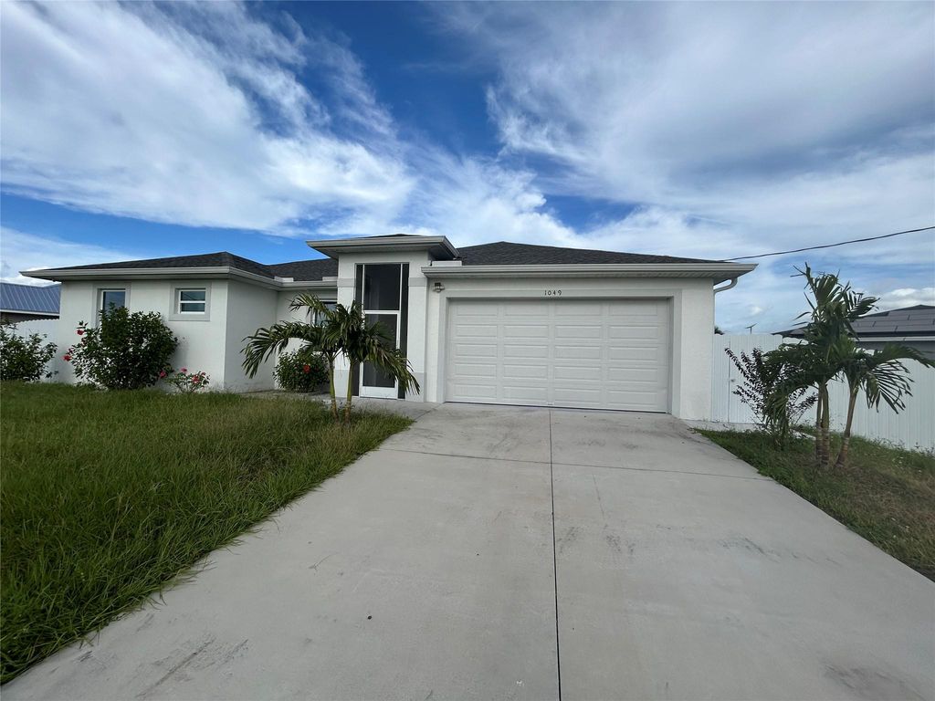 1049 Canoe Ct, Labelle, FL 33935