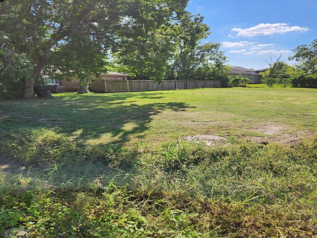 0 Glenrose, Houston, TX 77051