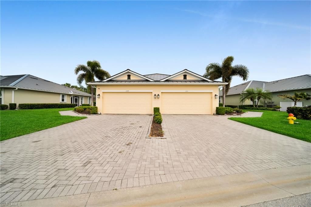 Image 28 of property listing at 1309 Pamplico CT, Cape Coral, FL 33991