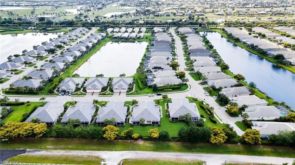 Image 29 of property listing at 1309 Pamplico CT, Cape Coral, FL 33991