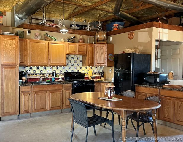 20181 Ferguson Road, Okmulgee, OK 74447