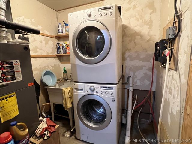 20181 Ferguson Road, Okmulgee, OK 74447