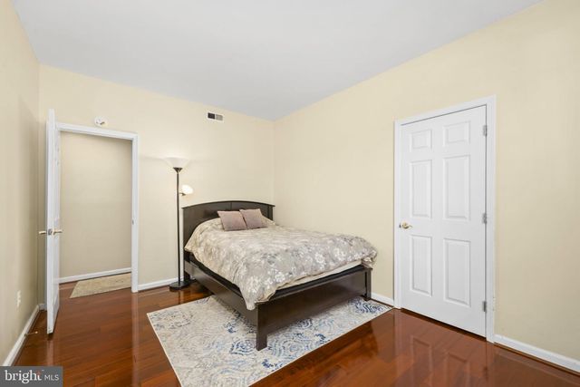 9402 LUKE DR, Manassas Park, VA 20111