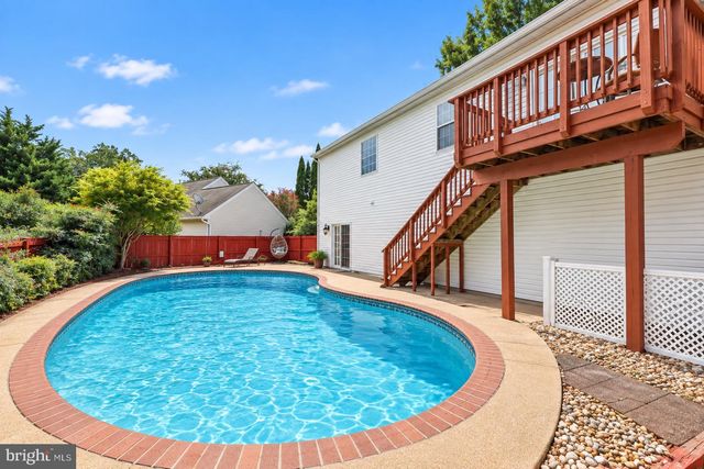 9402 LUKE DR, Manassas Park, VA 20111