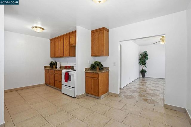 1370 Vine Ave, Martinez, CA 94553