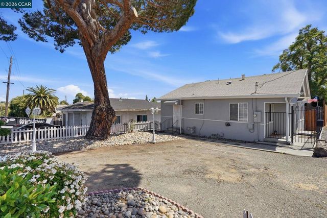 1370 Vine Ave, Martinez, CA 94553