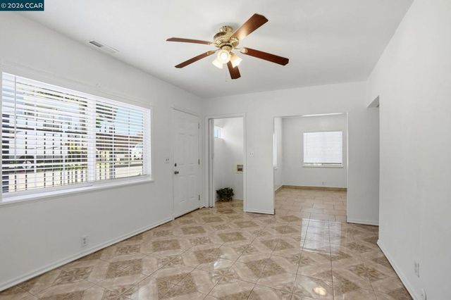 1370 Vine Ave, Martinez, CA 94553
