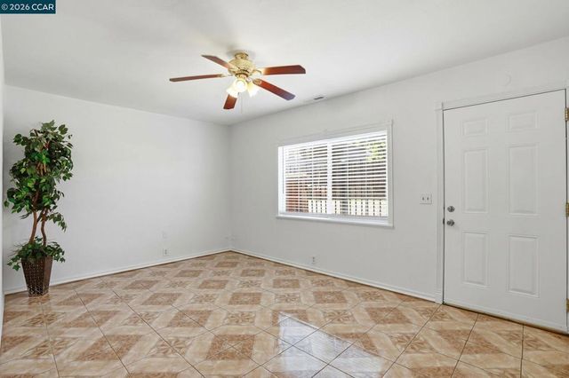 1370 Vine Ave, Martinez, CA 94553