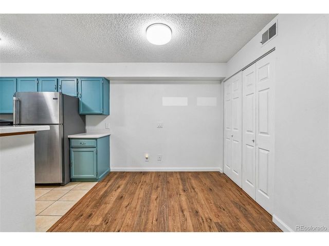 205 Wright St 204, Lakewood, CO 80228