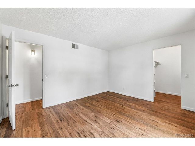 205 Wright St 204, Lakewood, CO 80228