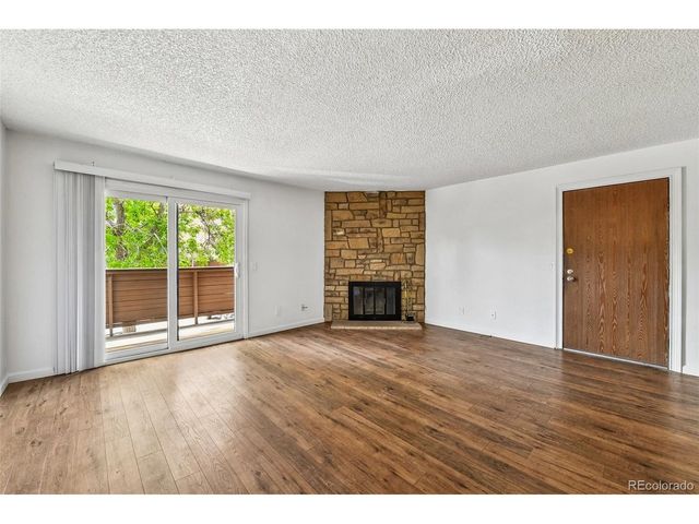 205 Wright St 204, Lakewood, CO 80228