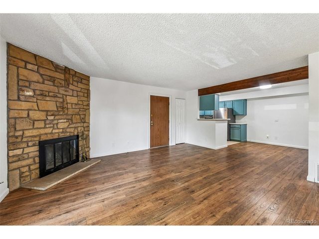 205 Wright St 204, Lakewood, CO 80228