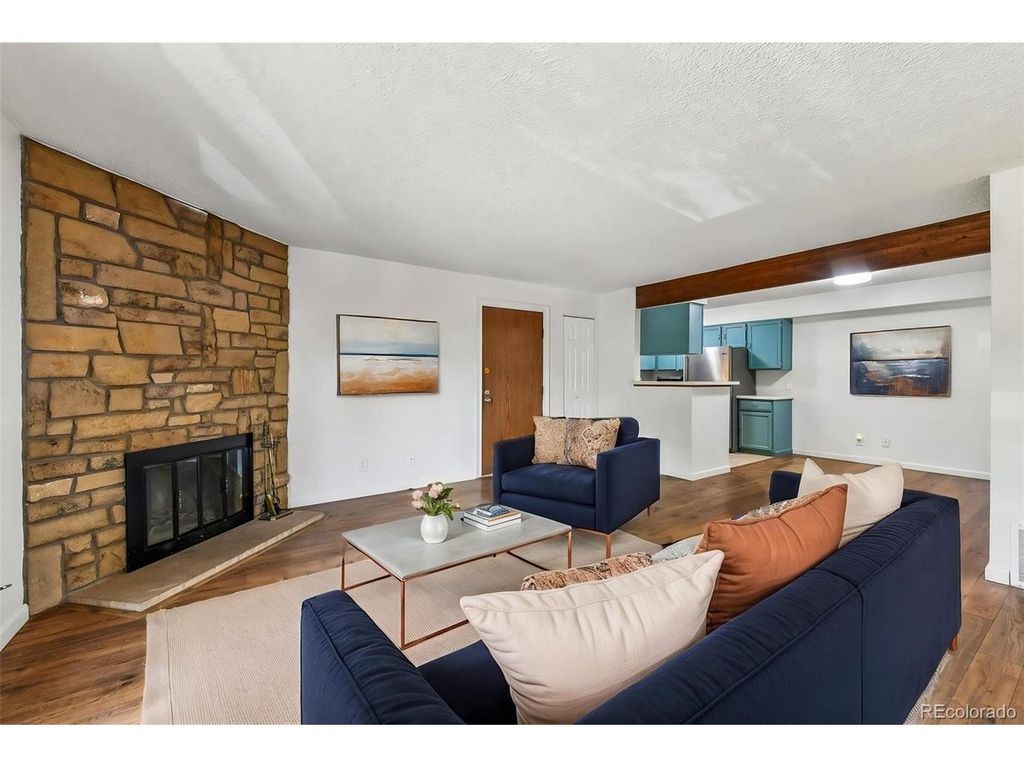 205 Wright St 204, Lakewood, CO 80228