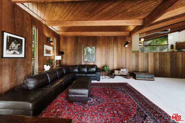 630 Hightree Road, Santa Monica, CA 90402
