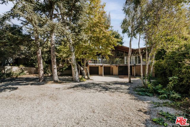 630 Hightree Road, Santa Monica, CA 90402