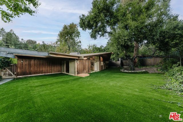 630 Hightree Road, Santa Monica, CA 90402