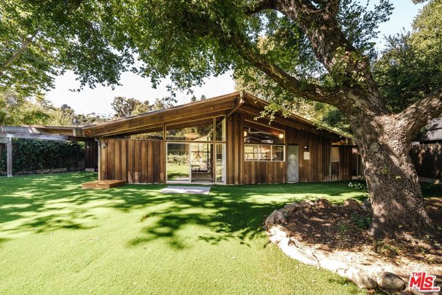 630 Hightree Road, Santa Monica, CA 90402