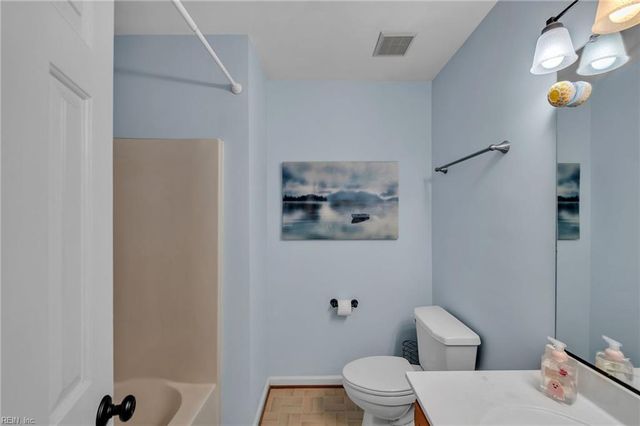 3004 Beech Grove LN, Suffolk, VA 23435
