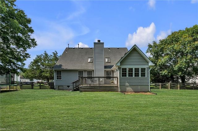 3004 Beech Grove LN, Suffolk, VA 23435
