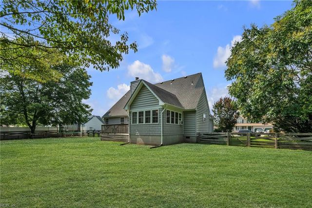 3004 Beech Grove LN, Suffolk, VA 23435