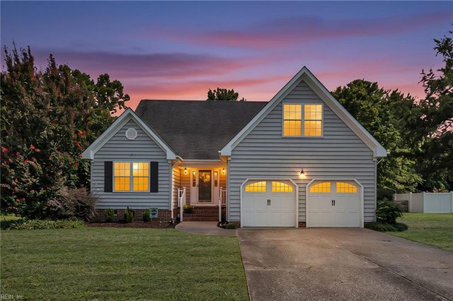 3004 Beech Grove LN, Suffolk, VA 23435