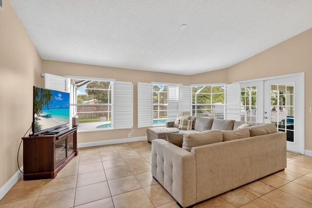 2631 SW Fair Isle Road, Port St. Lucie, Port St Lucie, FL 34987