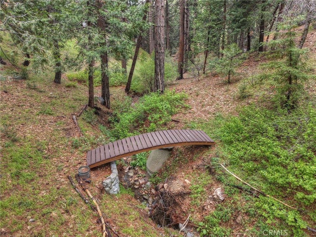 Image 32 of property listing at 2358 Rim Of The World, Running Springs, CA 92382