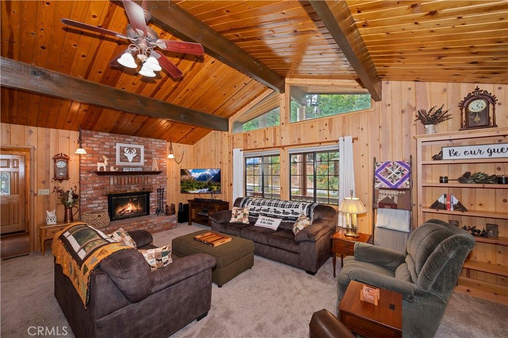 Image 8 of property listing at 2358 Rim Of The World, Running Springs, CA 92382