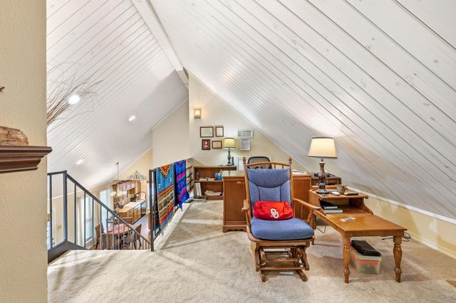 325 Lakewood Lane, Pottsboro, TX 75076