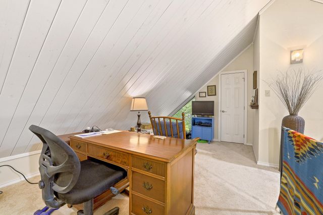 325 Lakewood Lane, Pottsboro, TX 75076