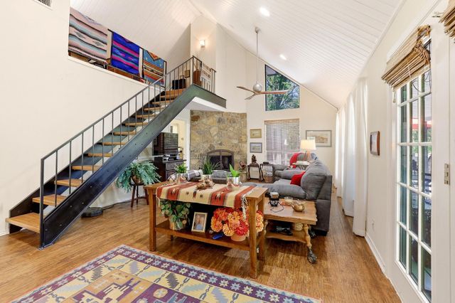 325 Lakewood Lane, Pottsboro, TX 75076