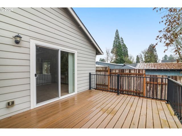 31250 Nw COMMERCIAL St, North Plains, OR 97133