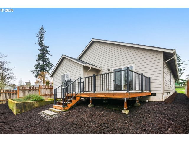 31250 Nw COMMERCIAL St, North Plains, OR 97133