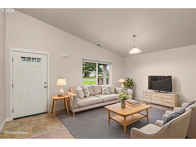 31250 Nw COMMERCIAL St, North Plains, OR 97133