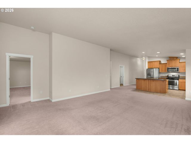 31250 Nw COMMERCIAL St, North Plains, OR 97133