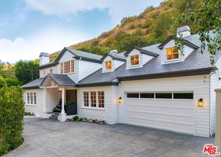 2803 Mandeville Canyon, Los Angeles, CA 90049
