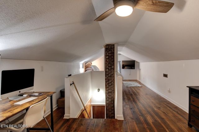 167 S College St, Madisonville, TN 37354