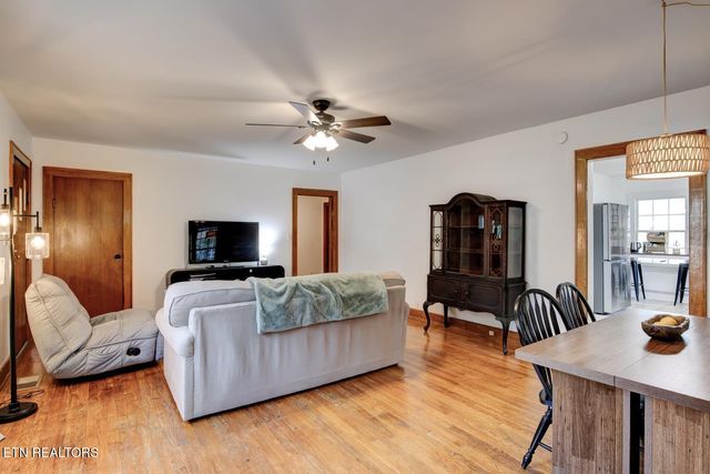 167 S College St, Madisonville, TN 37354