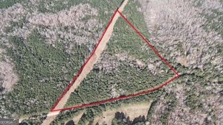 7 Cedar Creek Road, Elberton, GA 30635