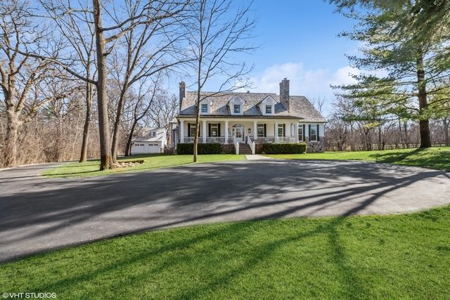 383 County Line Road, Barrington Hills, IL 60010