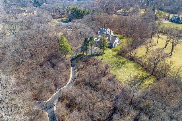 383 County Line Road, Barrington Hills, IL 60010