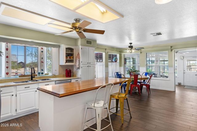 15679 W DUANE Lane, Surprise, AZ 85387