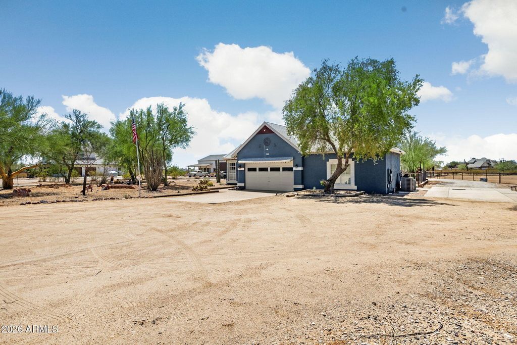 15679 W DUANE Lane, Surprise, AZ 85387 — photo 3