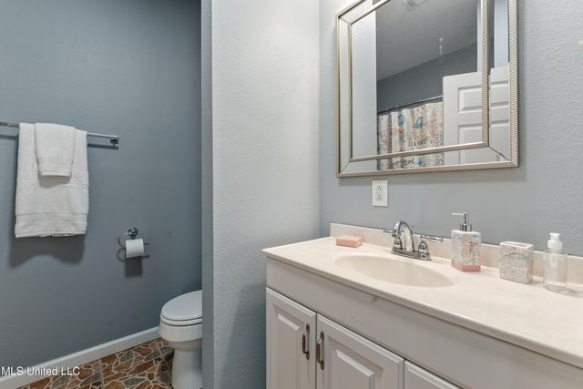 9506 Fournier Avenue, D'iberville, MS 39540