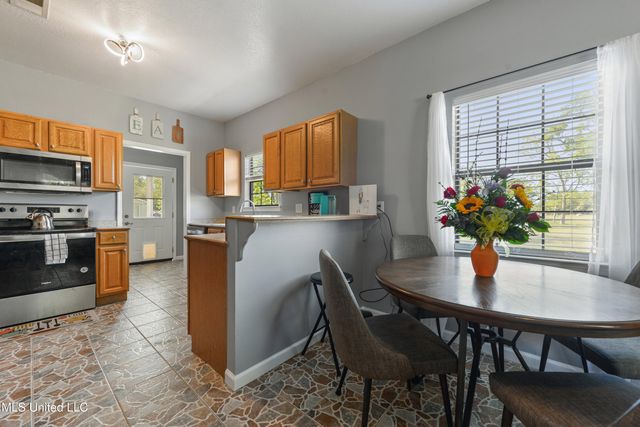 9506 Fournier Avenue, D'iberville, MS 39540