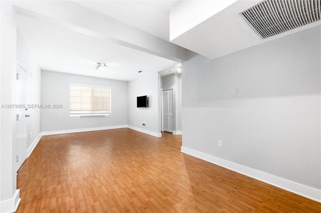 1000 Meridian Avenue 8, Miami Beach, FL 33139