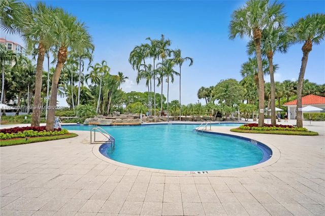 3300 NE 192nd St 809, Aventura, FL 33180