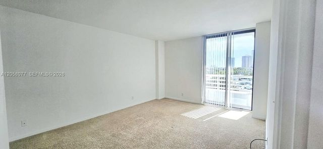 3300 NE 192nd St 809, Aventura, FL 33180