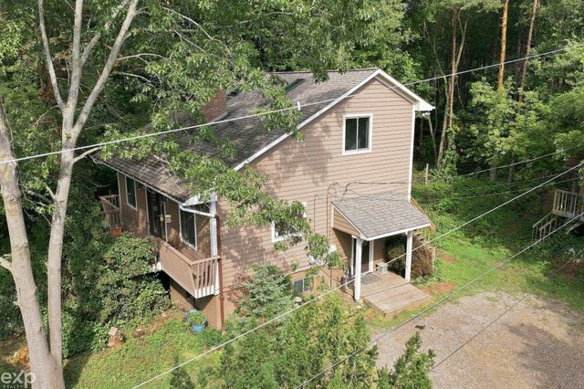 535 Goldengate Street, Lake Orion, MI 48362