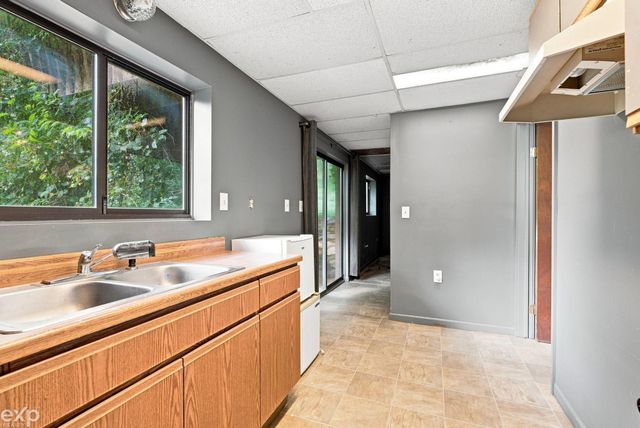 535 Goldengate Street, Lake Orion, MI 48362